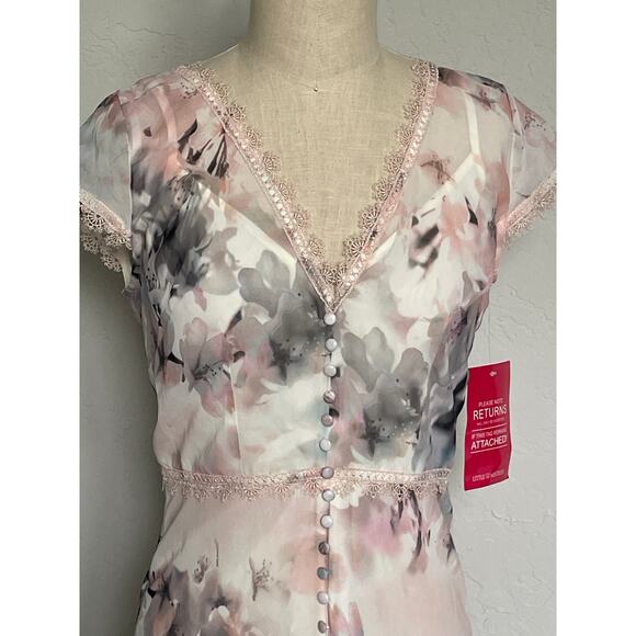 Little Mistress Romantic Button Front Maxi Dress - Picture 3 of 11